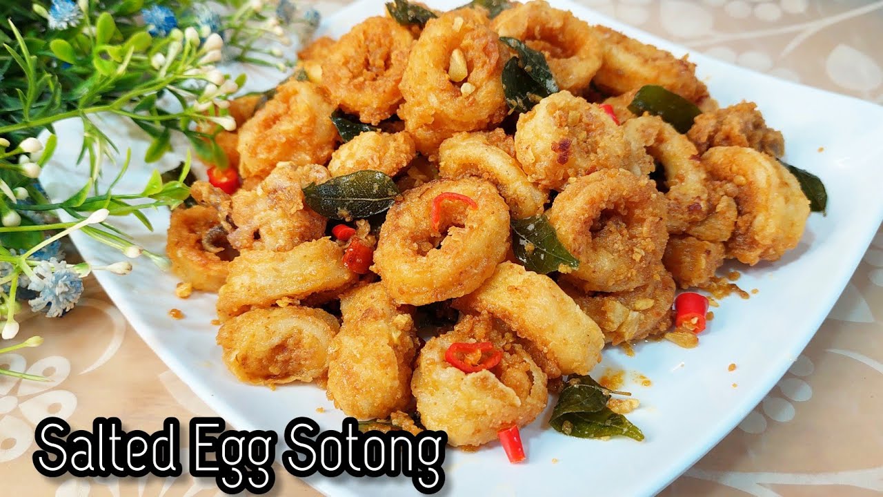 Deep Fried Crispy Squid with Garlic and Instant Salted Egg | Sotong Goreng Dengan Telur Masin