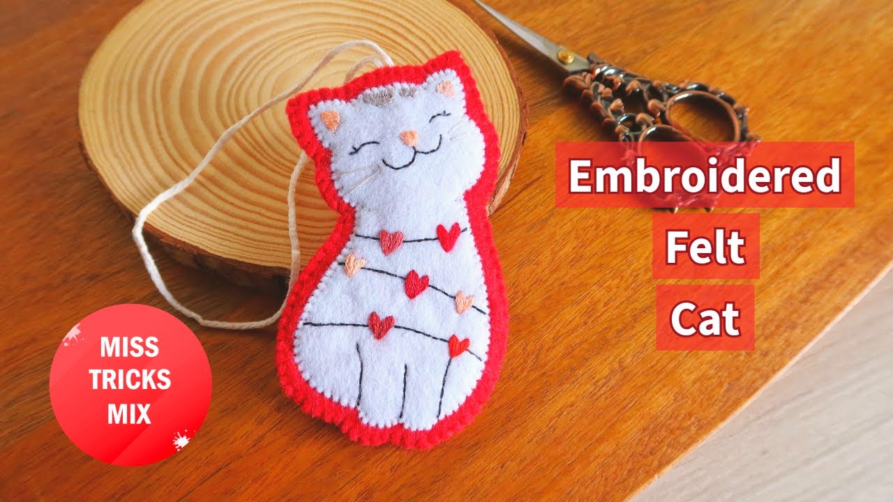 Embroidered Felt Cat Valentine Gift Tag | Felt Craft | Valentine Craft #valentinesday #feltcrafts