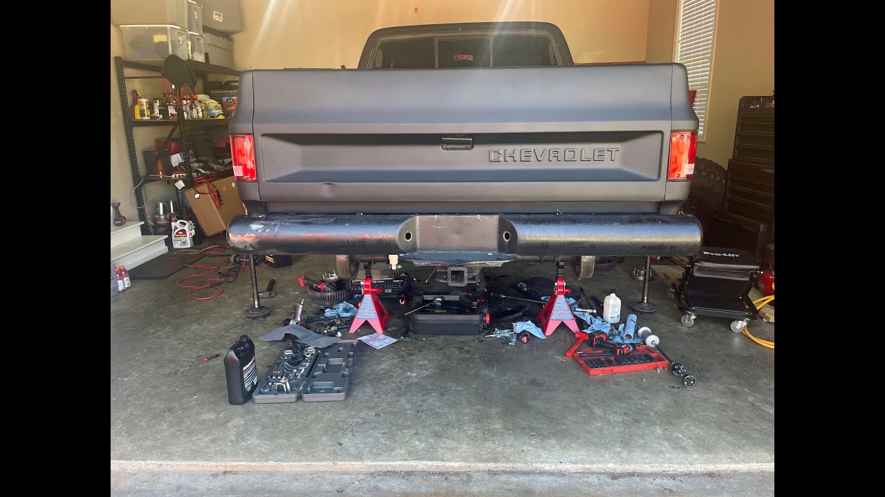 84 Chevy K10 Square Body ep15 - Delays, Gears, Parts and a Huge Pipe Bumper!!