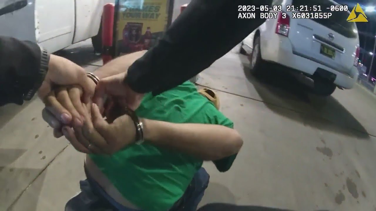 Video: Suspect arrested after fleeing police, attempting carjacking