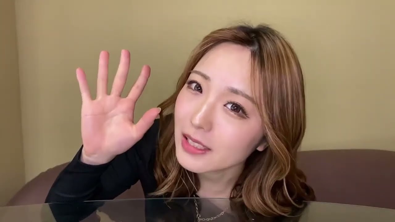 9回目【ドッキリ】朝、家に超ギャルがいたら同居する後輩はど・・・  この動画と同じです。https://www.youtube.com/channel/UCCZqJpWvLeznskk2e_IYZEQ
