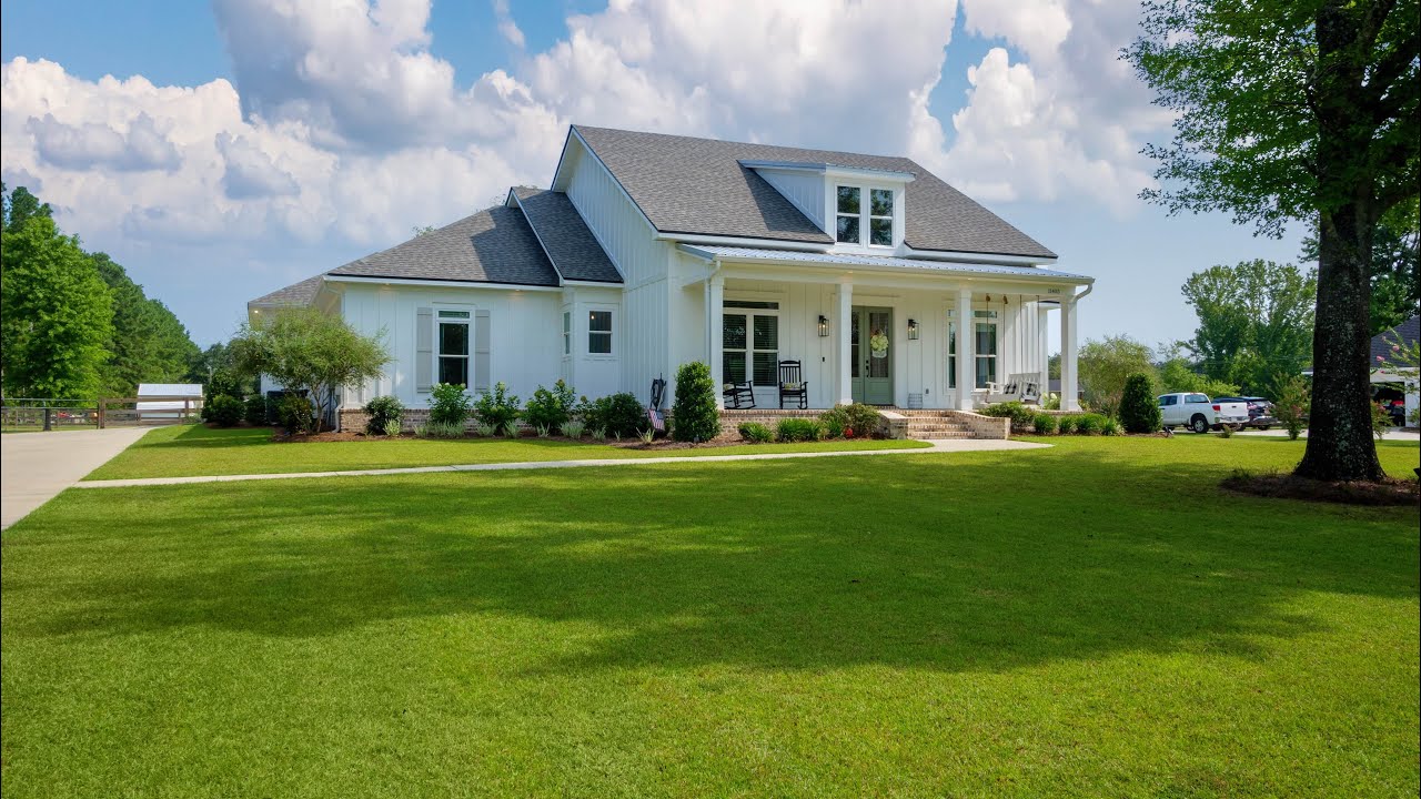 SOLD Home for Sale in Fairhope, Alabama at 11403 Red Barn Road