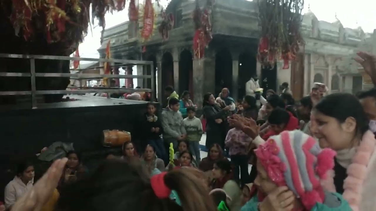 Brajeshwari temple kangra 1st day of New Year 