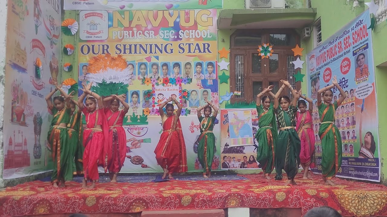 Girl Dance performance 👏 🙌// Navyug Public School//