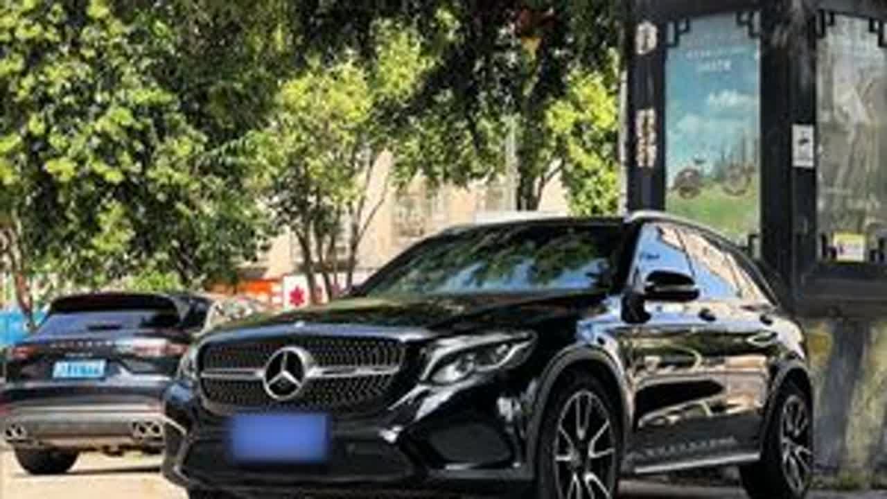 垮了，在广安带着骚宇验车#二手车 #奔驰GLC260 #余伟估车 #广安