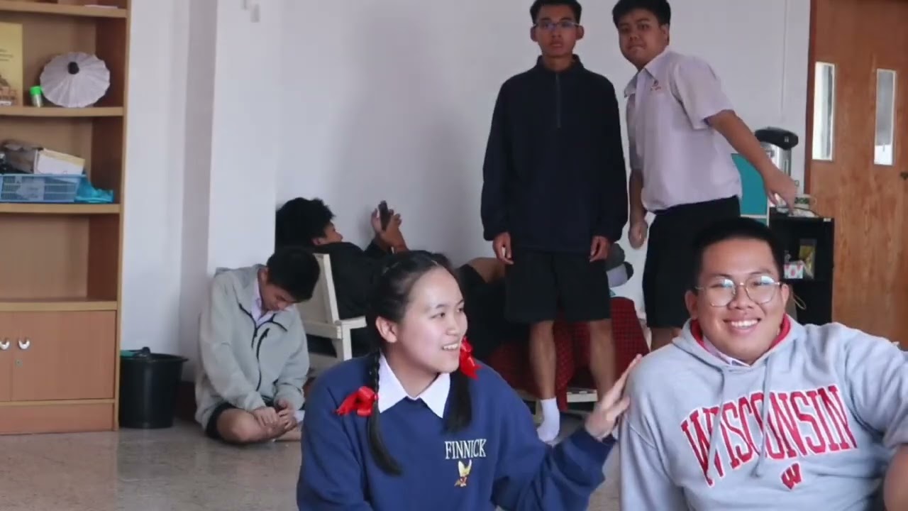 ส่งงานครูมอส บรรยากาศ|Onlymonday
