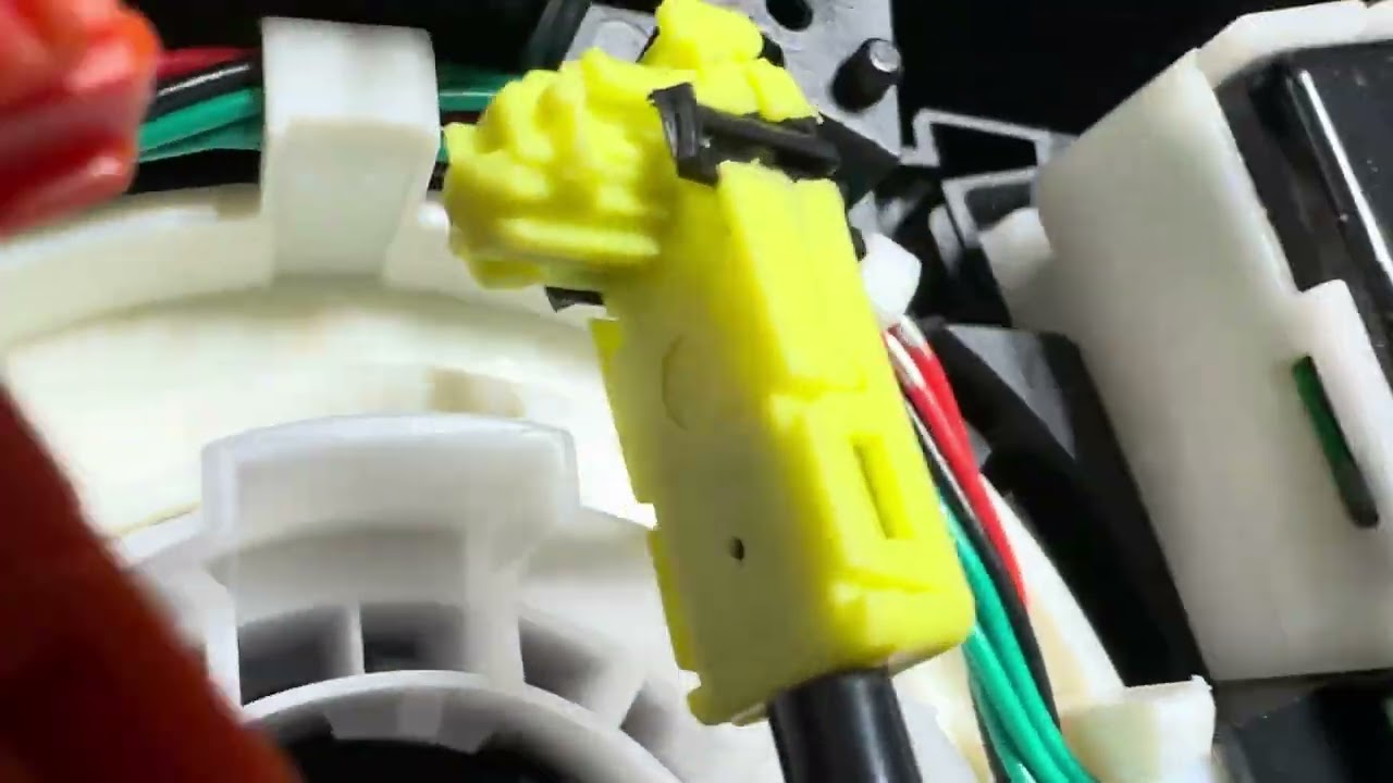 2008-2013 Nissan Rogue Clock Spring Replacement