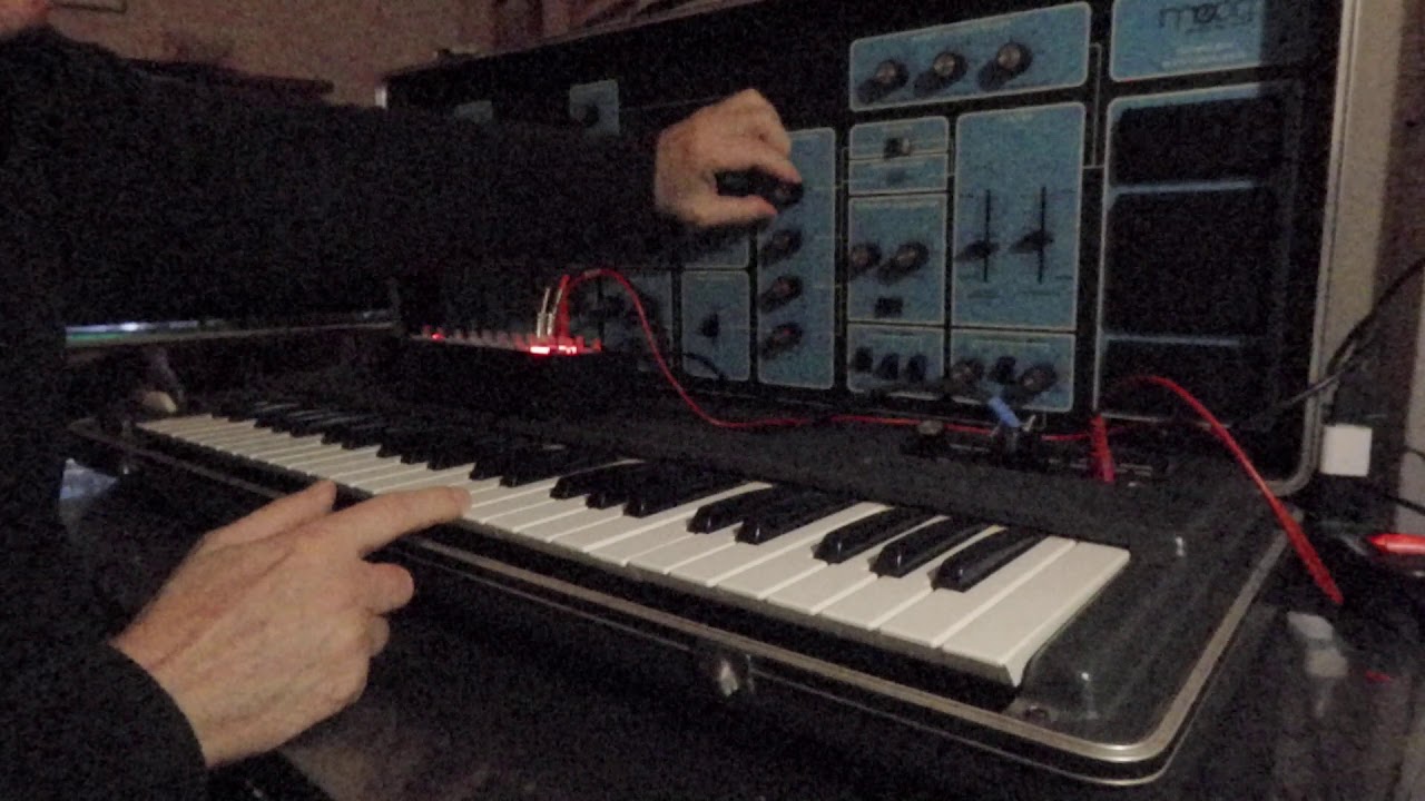 Moog Sonic Six + Korg SQ-1 Part 1