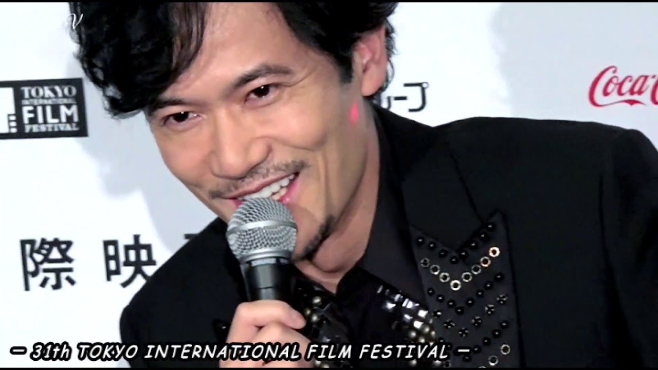 【マスコミONLY：貴重映像②】稲垣吾郎、阪本順治監督 登場!!／第31回 東京国際映画祭「半世界」記者会見／中編