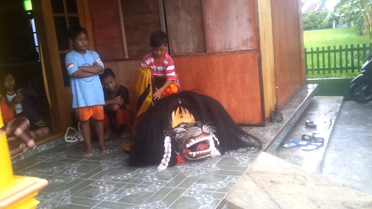KECIL PANDAI MAIN BARONG
