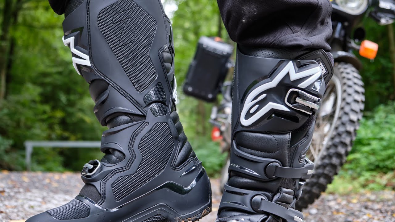 Test des bottes Alpinestars Tech 7 Enduro : efficaces et très confortables 👉 Motard-Adventure