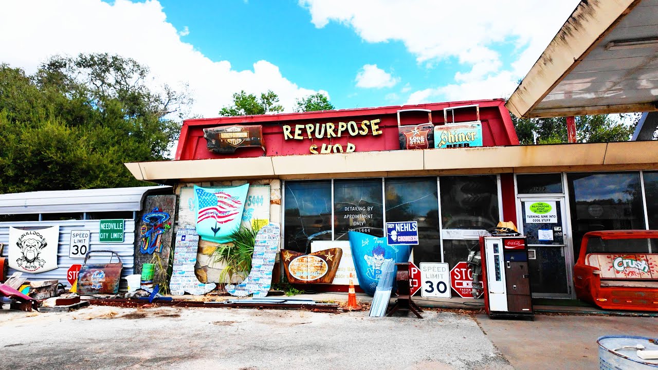 I visited one of the SMALLEST and QUIETEST Towns in Texas | NEEDVILLE