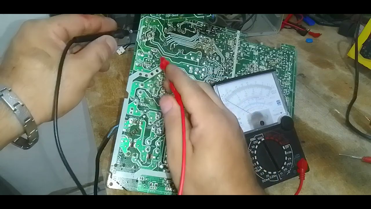 TV SEMP TOSHIBA SÓ ACENDE O LED E SEM IMAGEM 20 POLEGADAS