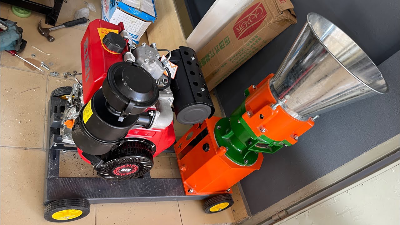 Animal Feed Pellet Machine,Air Cooling Diesel Engine