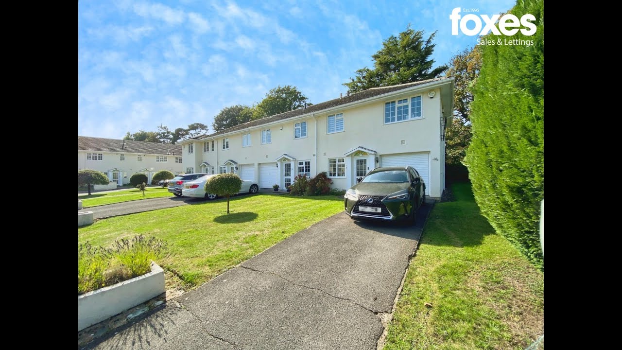 18 Netherhall Gardens, Westbourne, Bournemouth, BH4 9EL - A three bedroom mews house