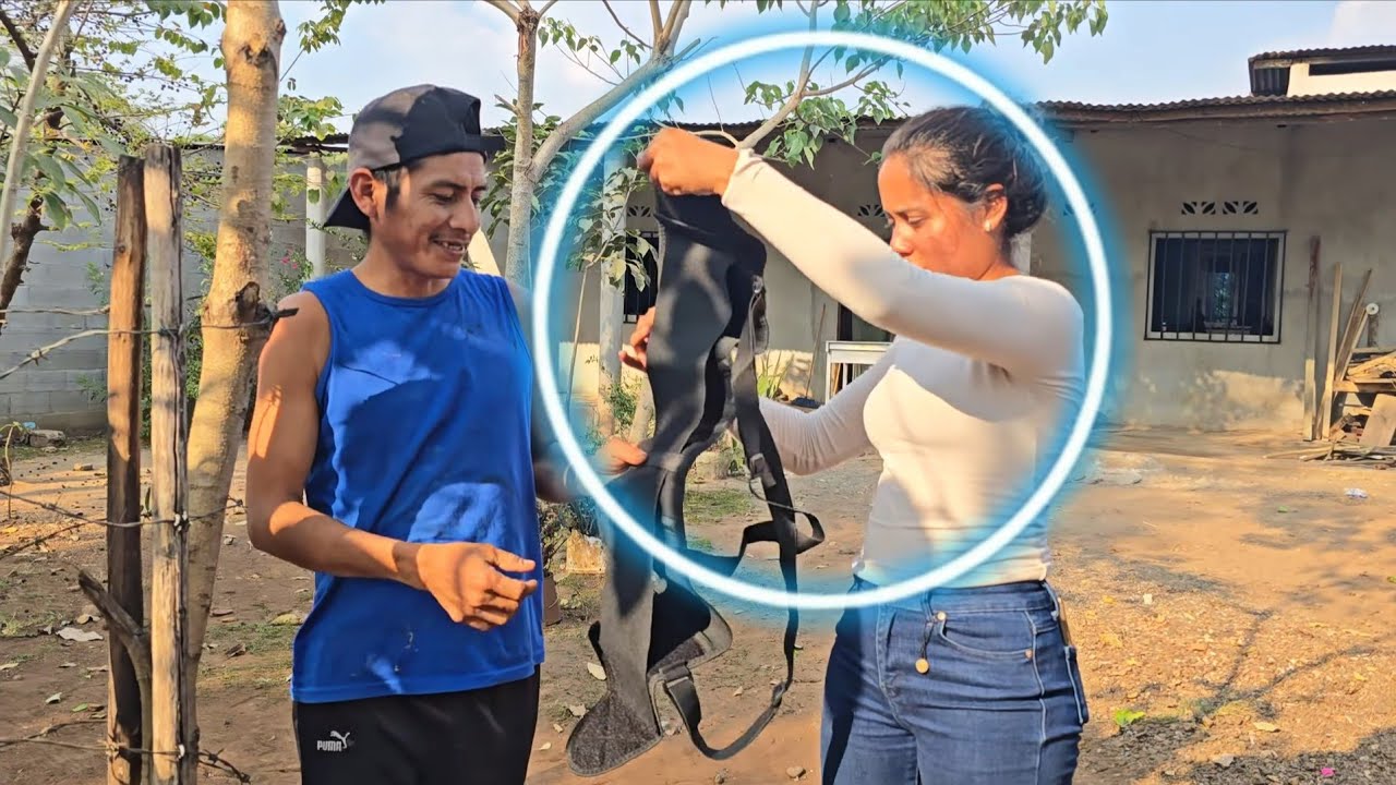 Mr Charly Le Hizo Un Regalo A Nelson Vean Que Es⁉️🤔