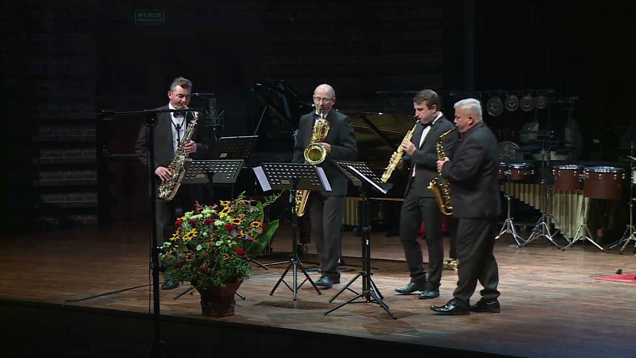saxesfull