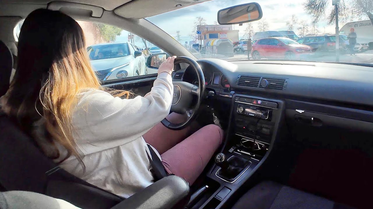 😯 Driving my dad's old car | 💁🏻‍♀️ Girl driving Audi A4