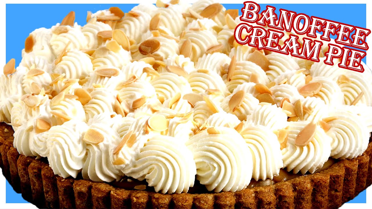 Professional Baker Teaches You How To Make BANOFFEE PIE!