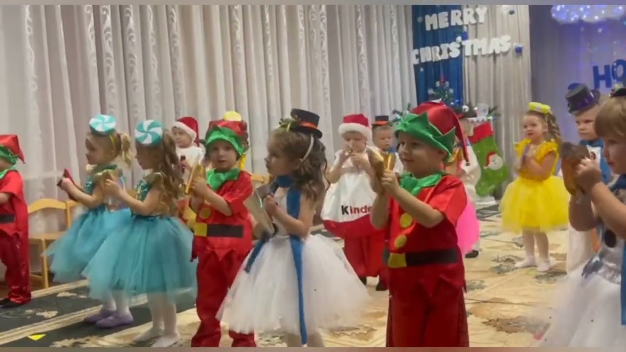 Новий рік у молодшій групі! Луківський ЗДО.