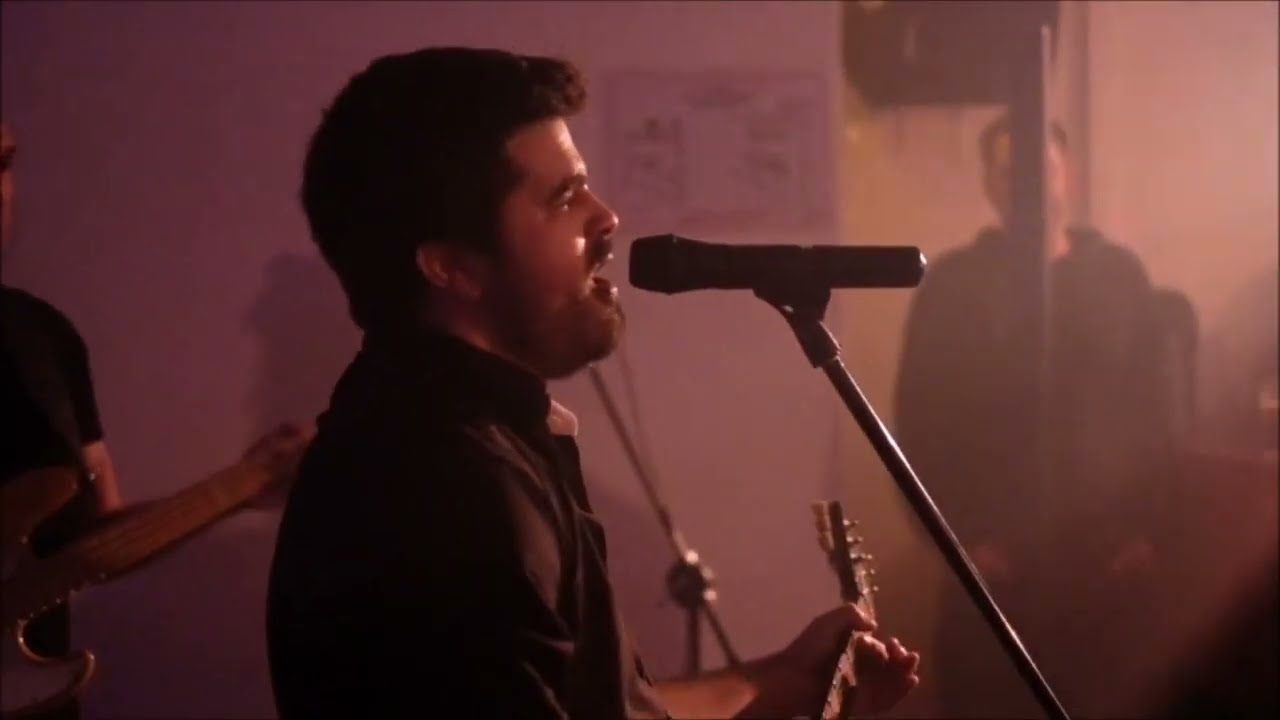 Whole Lotta Rosie (ACDC) - Cover The BlackCards (Live)