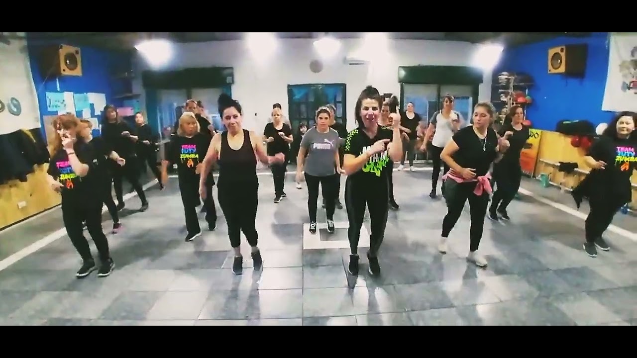 Si te preguntan Nicky Jam Prince Royce Bachata Zumba coreo Tuty