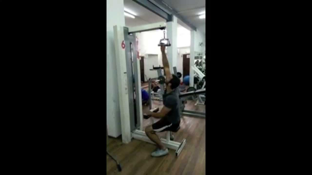 Machine Training vs Bodyweight in the Ido Portal Method