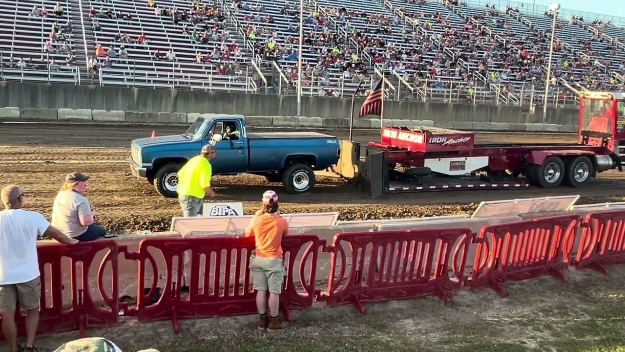 2025 racine, wi. Truck pull