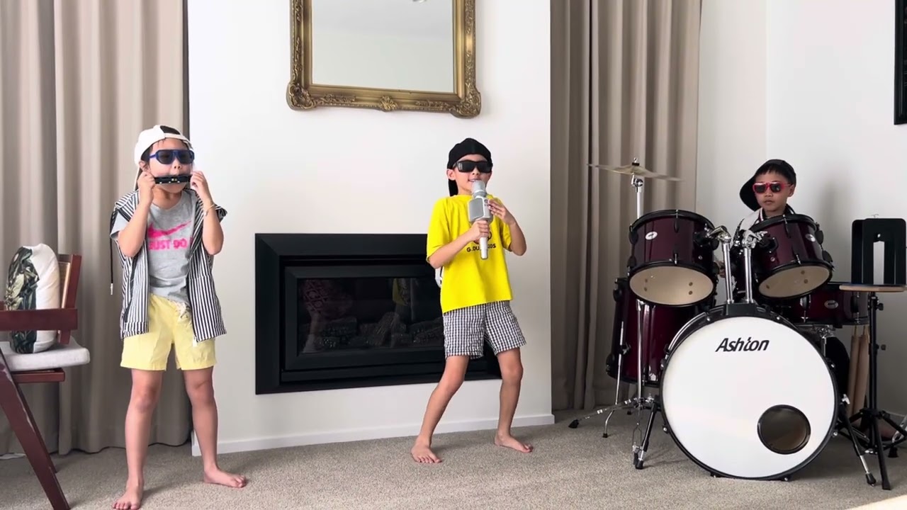 The cool pooper by the party poopers