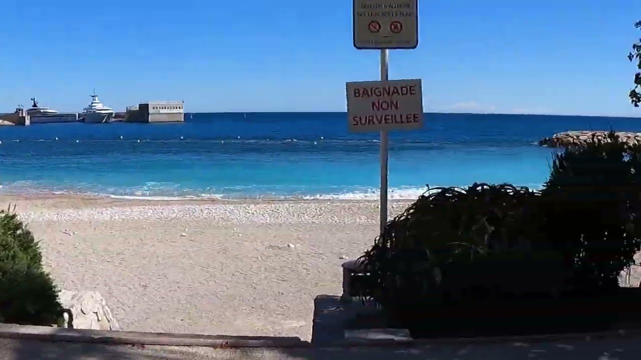 CAP D'AIL 🇫🇷 Walk on Marquet beach and at the port of the Cap d'ail