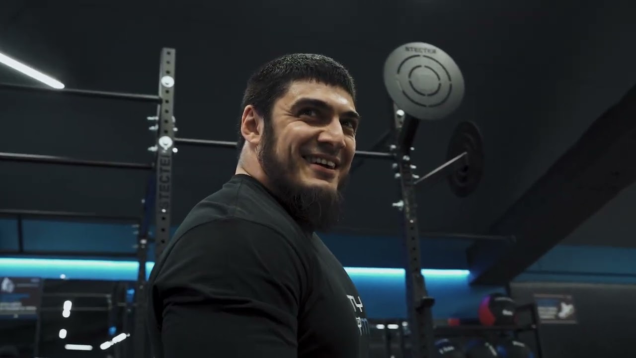 CITY GYM vs HULK GYM. Тренировка спины.