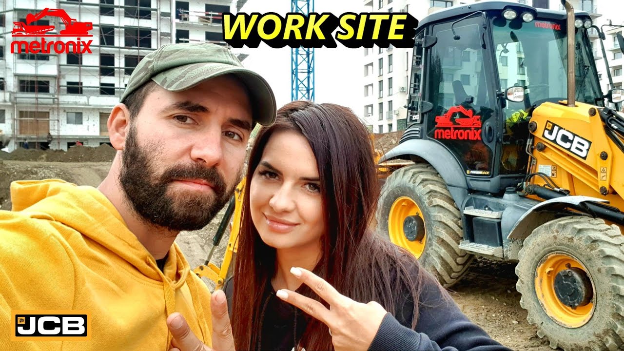 JCB 3CX | ⚠ Backhoe Climbs Out of the Pit  (English, Spanish, Romanian Subtitles)