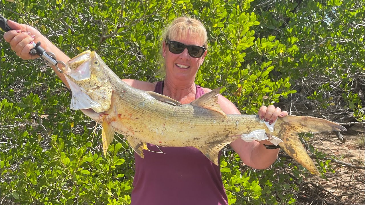 Dundee Beach Finniss River Fishing Year 2 Episode 29 Travelling Australia