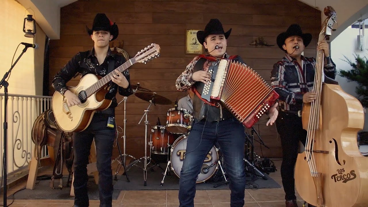 Los Tercos - Aun Se Acuerda De Mi y Son Tus Perjumenes Mujer (en vivo)