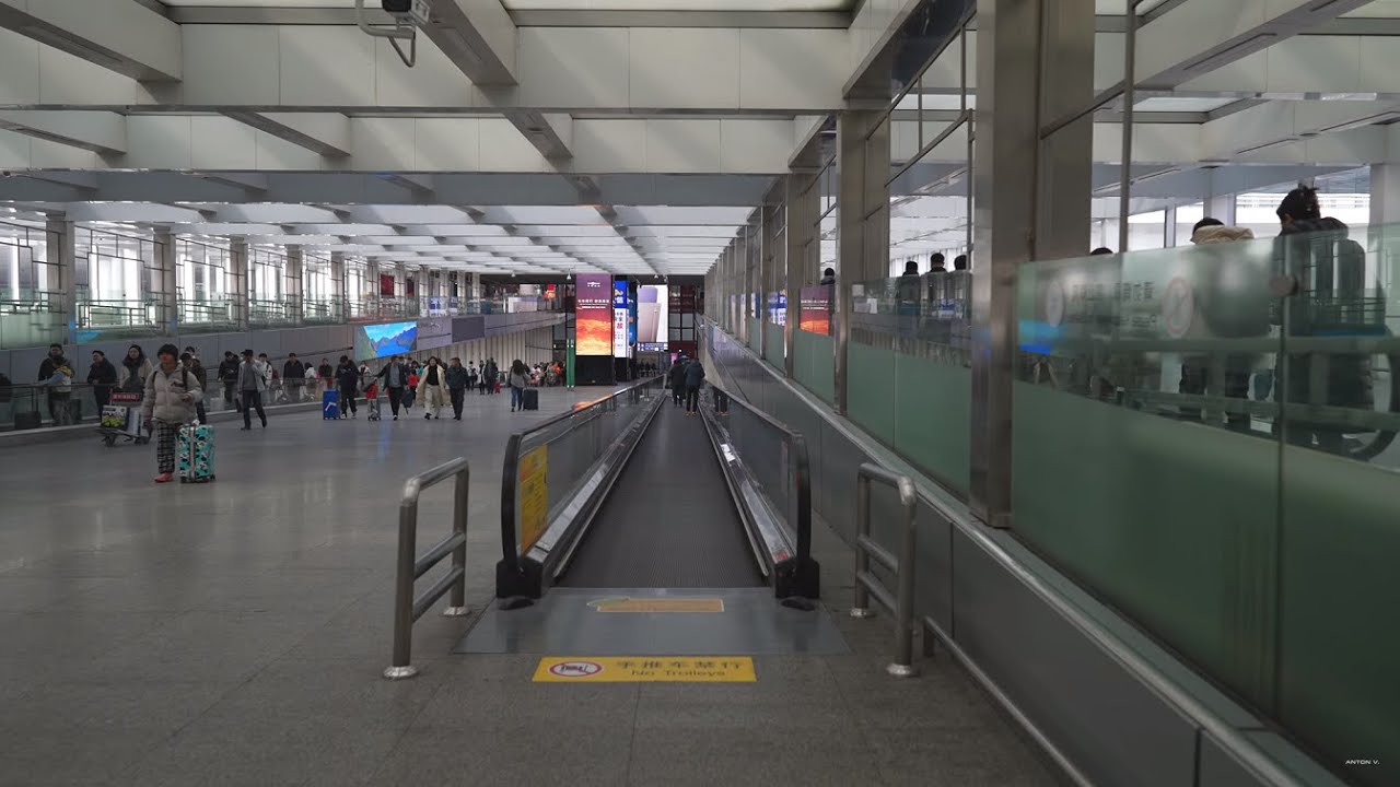 China, Beijing Capital International Airport (PEK), 2X moving walkway