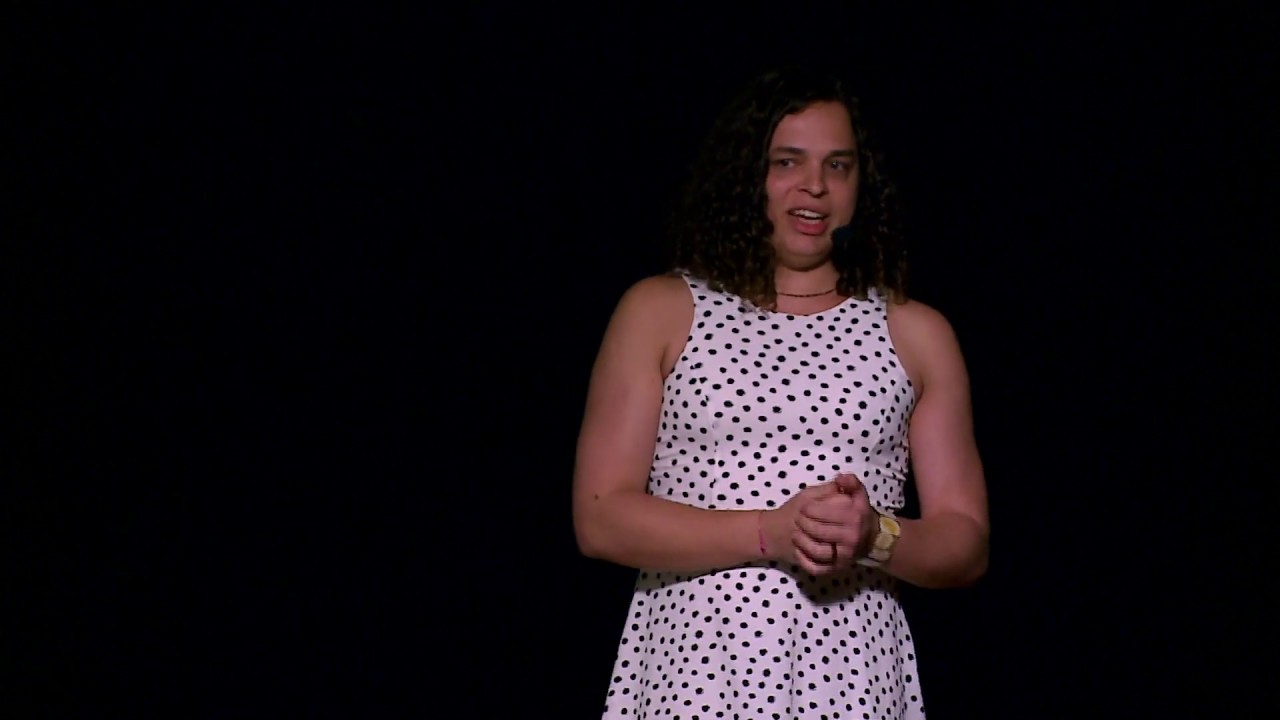 Quem tem medo de Travesti? | Amara Moira | TEDxUNESPBauru