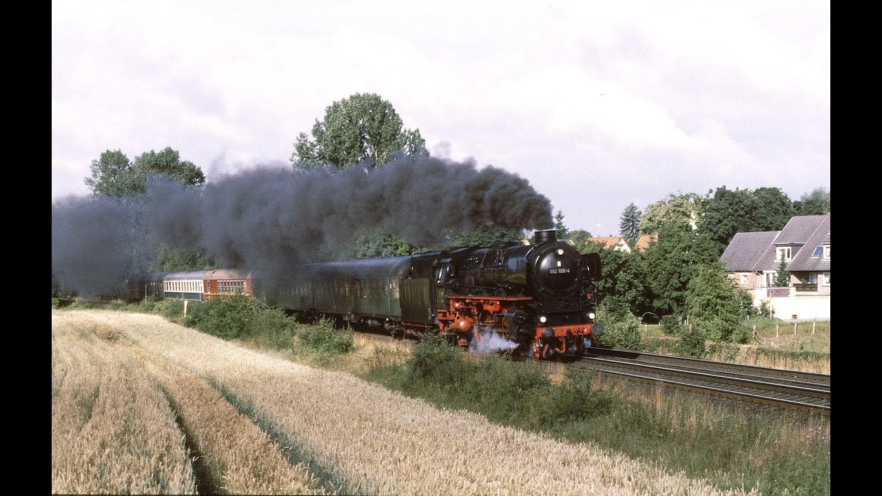 Dampflok 012 100-4 (01 1100) mit Sonderzug der REF von Hamburg - Puttgaden Sommer 2003