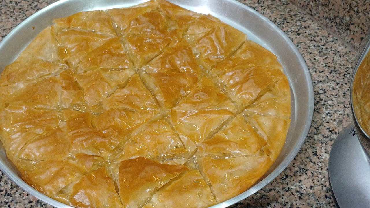 بمكون واحد بس هاتعملو صنيه جلاش في خمس دقايق    مورق ومنفوخ وخفيف وطعمه رهيب