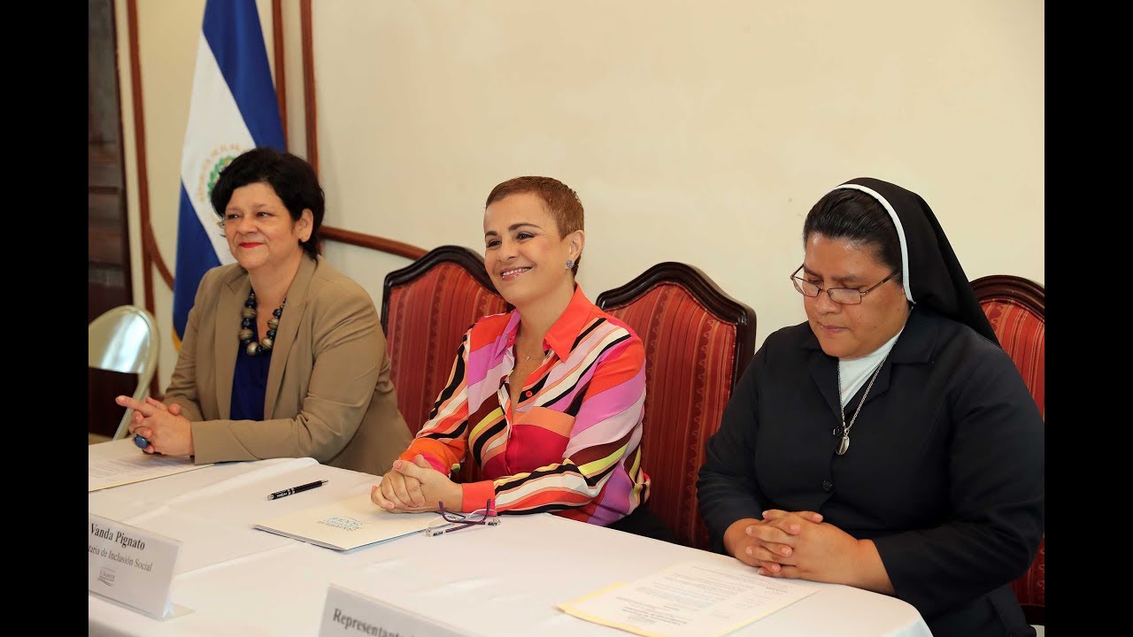SIS lanza programa para garantizar el buen trato en centros de cuidado de personas adultas mayores