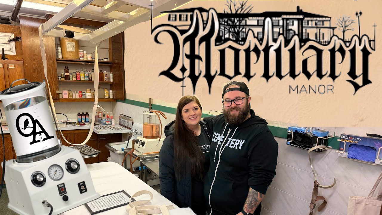 Exploring A Victorian Funeral Home!