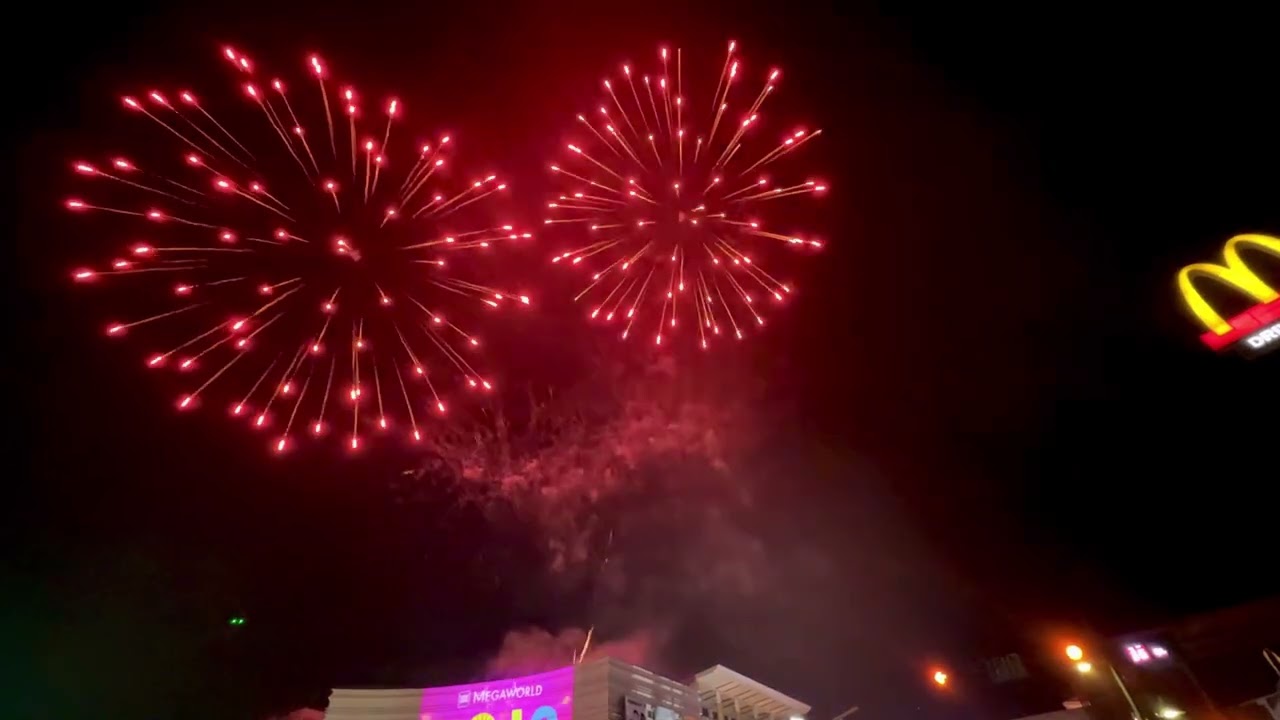 1/23/26 Fireworks Display at Festive Walk Iloilo #Dinagyang2026 