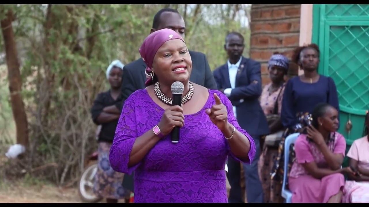 Dismissal of Machakos county staff's wasnt a good ideal, soo heartbreaking Gov Wavinya😡
