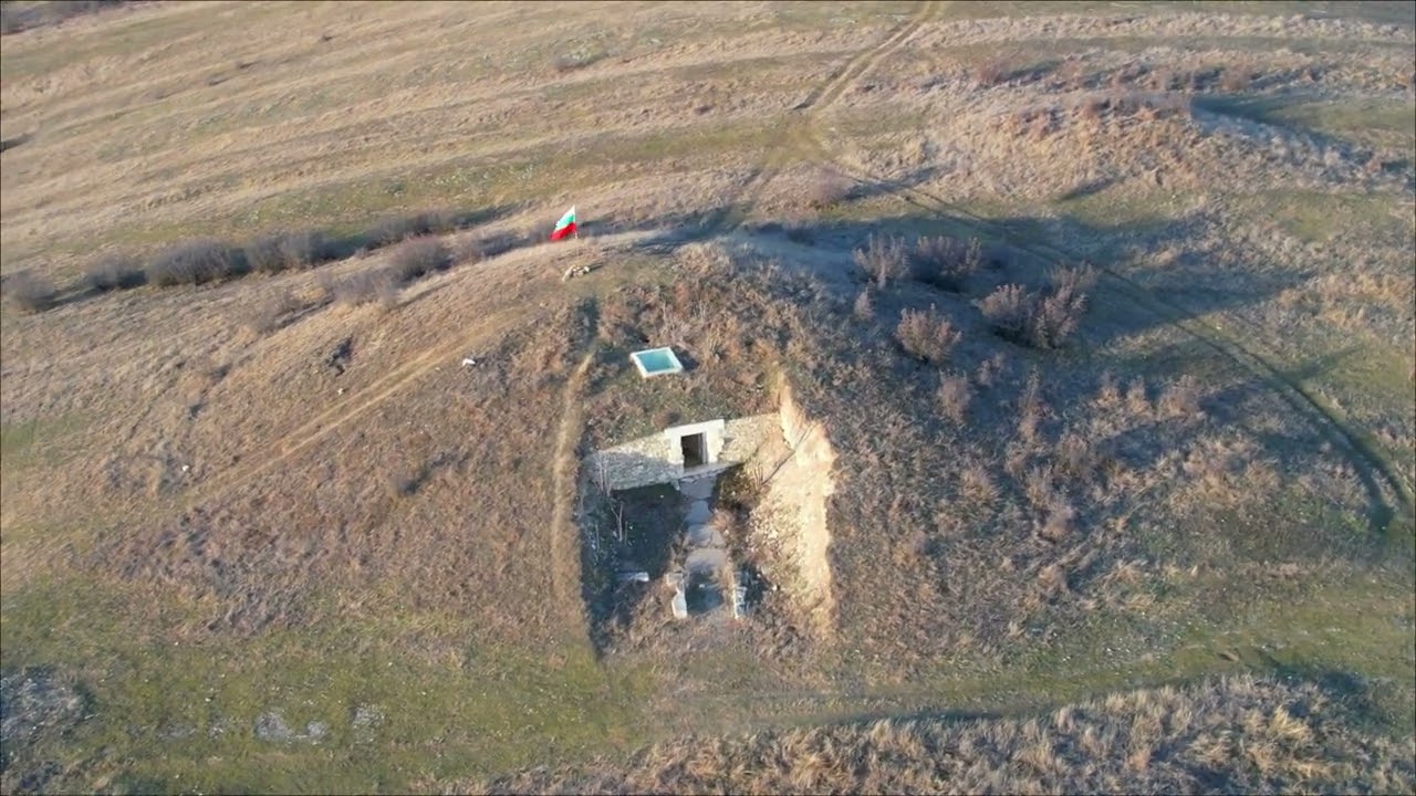 Тракийска гробница 