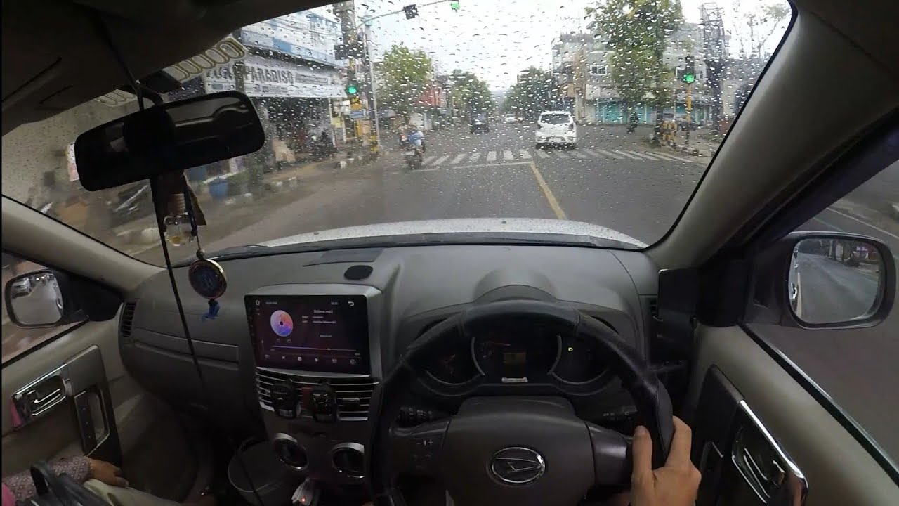 #346 TIBA TIBA HUJAN SUASANA JALAN DI BULAN RAMADHAN