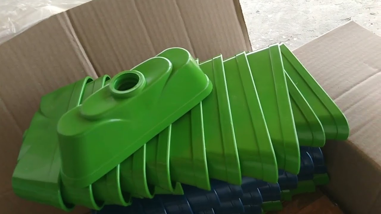 Comprei mais capas plug capinhas para fabricar vassouras