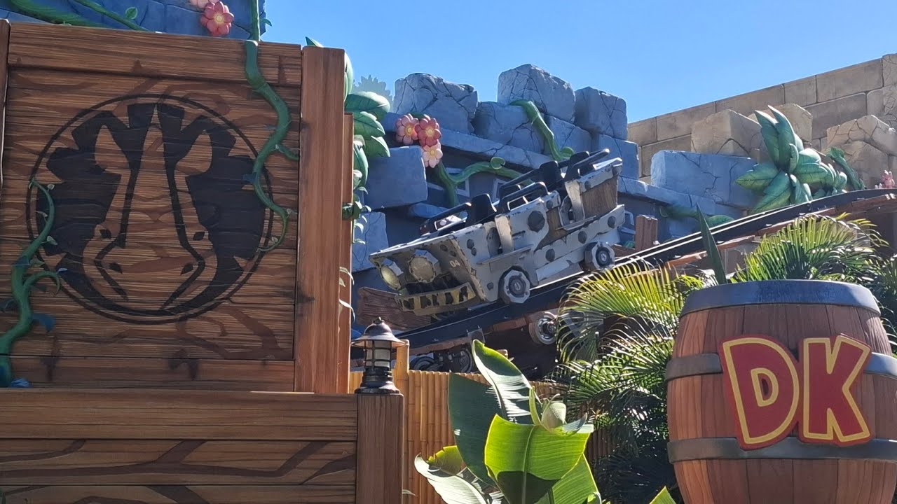 EPIC UNIVERSE SUPER NINTENDO WORLD, Donkey, Super Mario Land, Donkey Kong Country, Toadstool cafe 