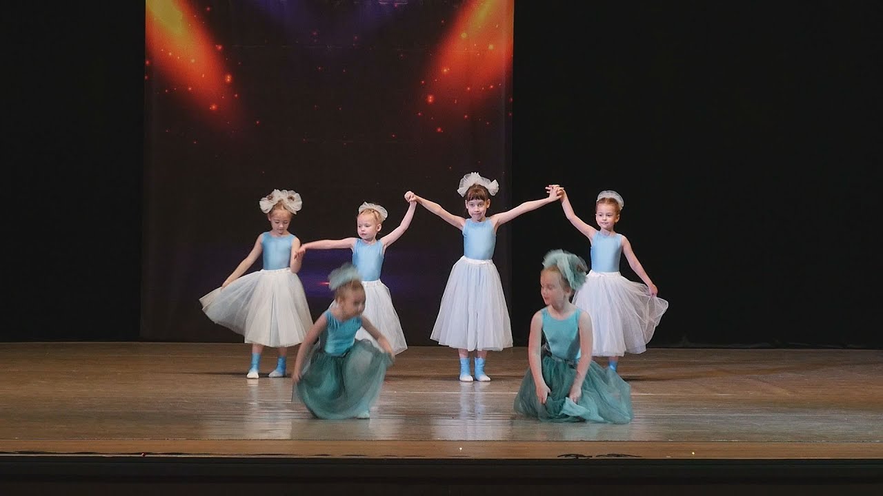 Dance - CLOUDS. Dance Studio MULTIFRUIT / Танец - ОБЛАКА. Студия танца МУЛЬТИФРУКТ. Хореография