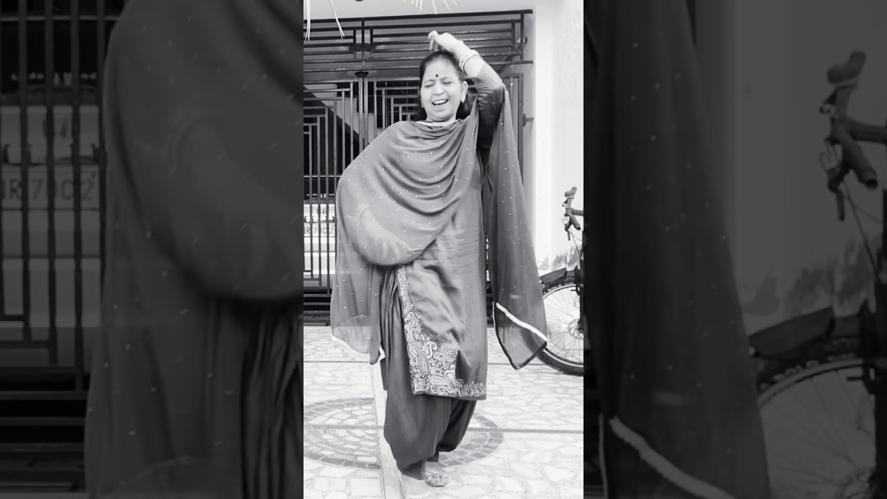 Nice 👌 dance video #treadingshorts #viralvideo #viralshorts #viral #viralreels #mitunavlogs