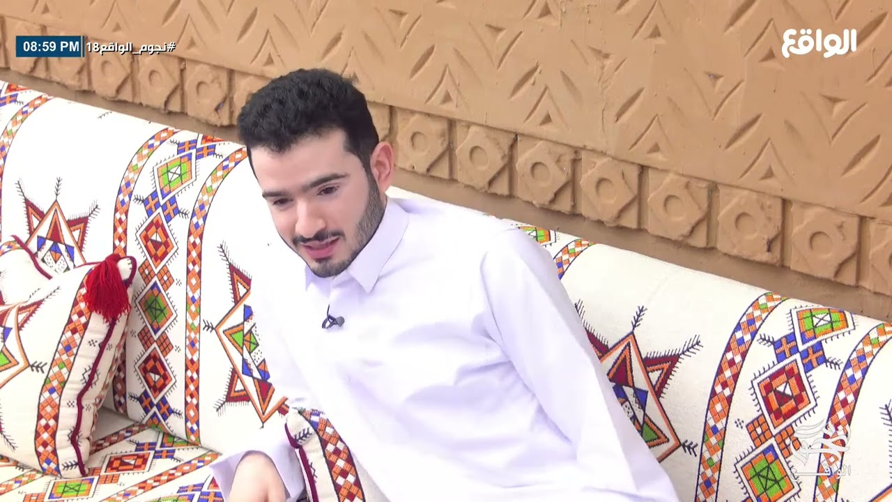 جلسة سواليف عفوية تجمع محمد الرويلي ومهند ال محمد #نجوم_الواقع18