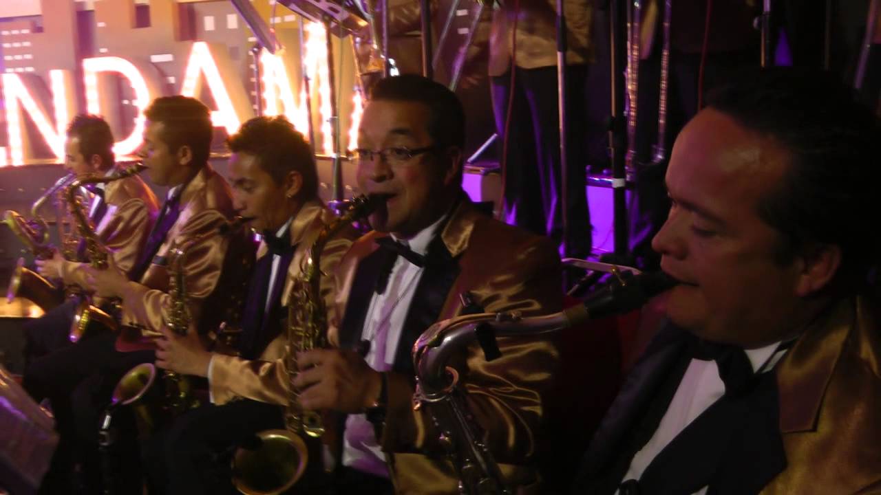 La Orquesta de Lucho Bermudez en el Aniversario del Hotel Tequendama